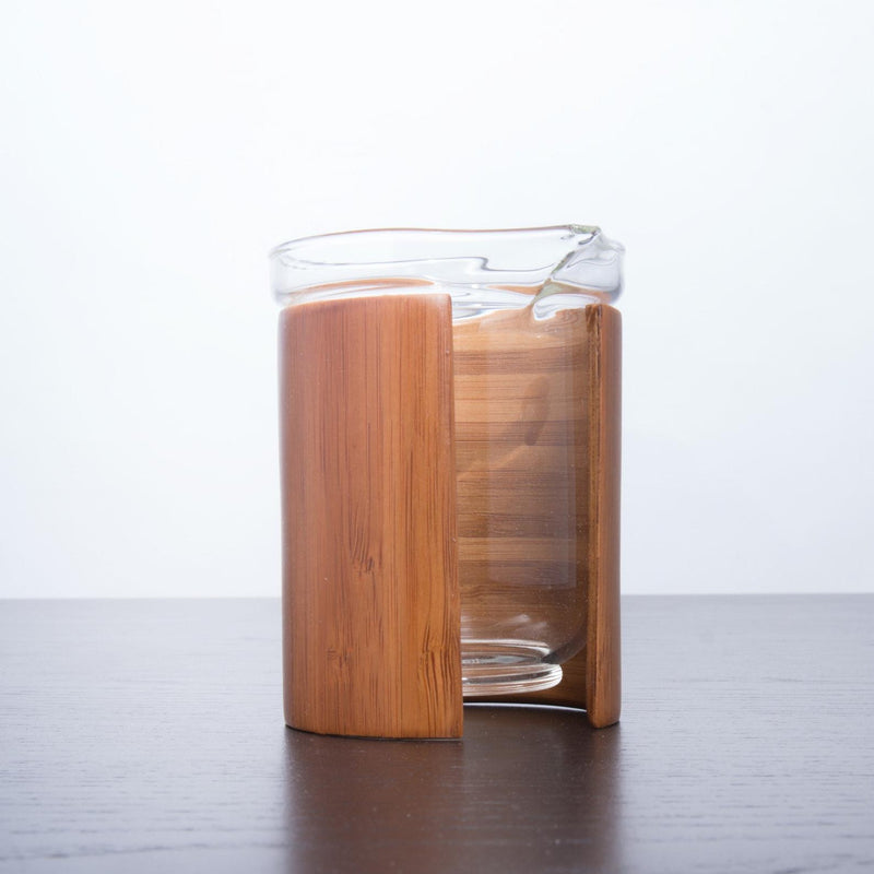 Elegant and simple (milk, cream, substitute) pitcher